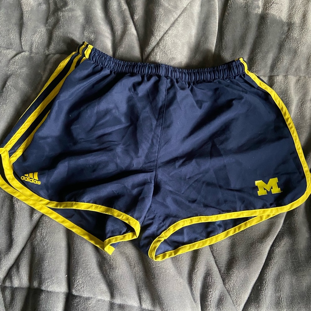 Women’s Small Adidas Michigan Shorts